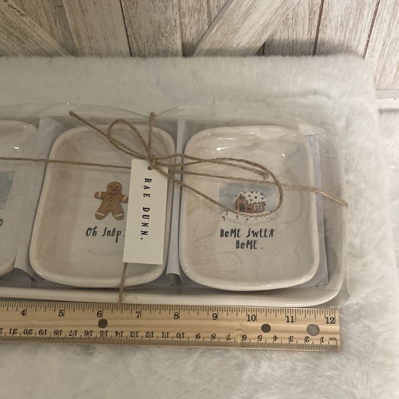 Rae Dunn Gingerbread House, Oh Snap and Home Sweet Home Tray with Bowls - Picture 6 of 8